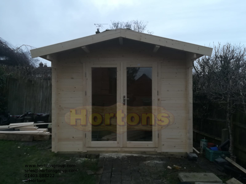 Custom 3m x 2.5m Michael cabin_2